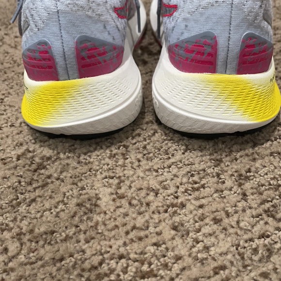 ASICS Kayano Flytefoam - Picture 3 of 5